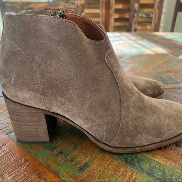 Brand new sold out Frye Nora bootie - Picture 4 of 9